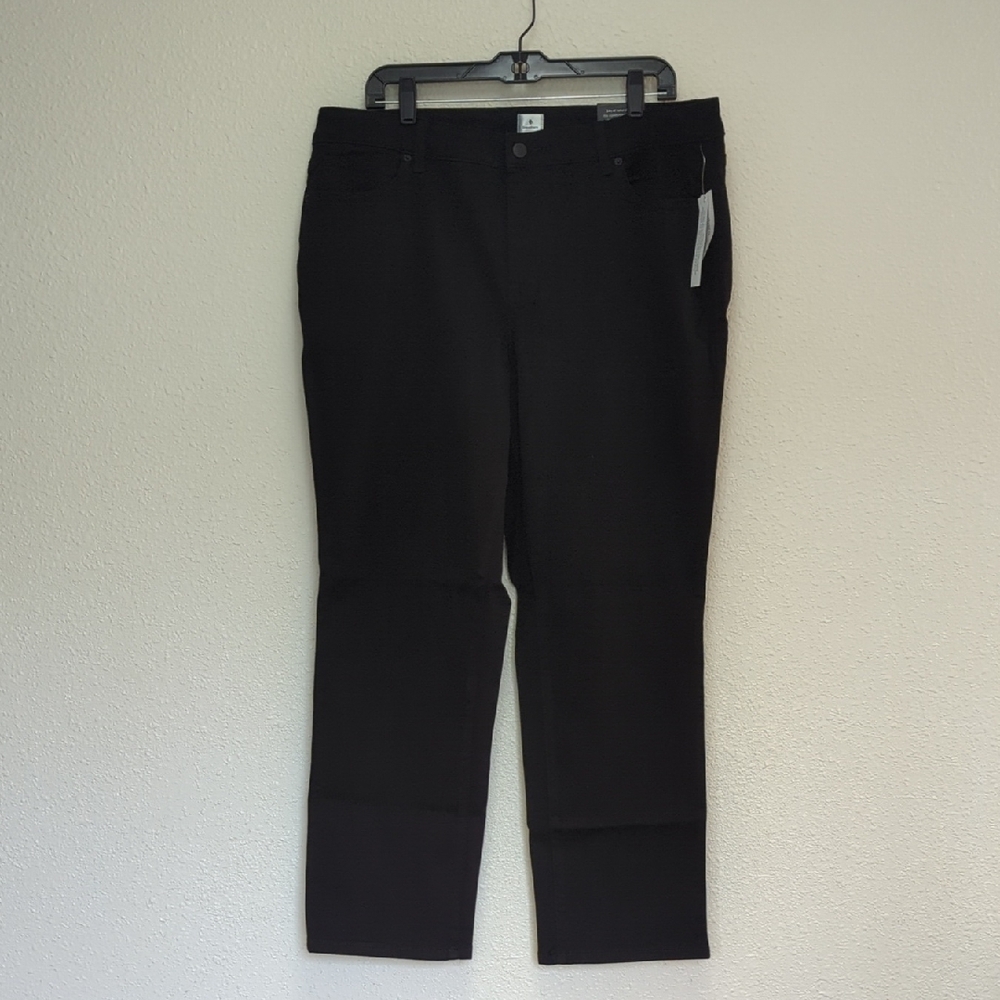 Dressbarn Signature Denim Black Pants